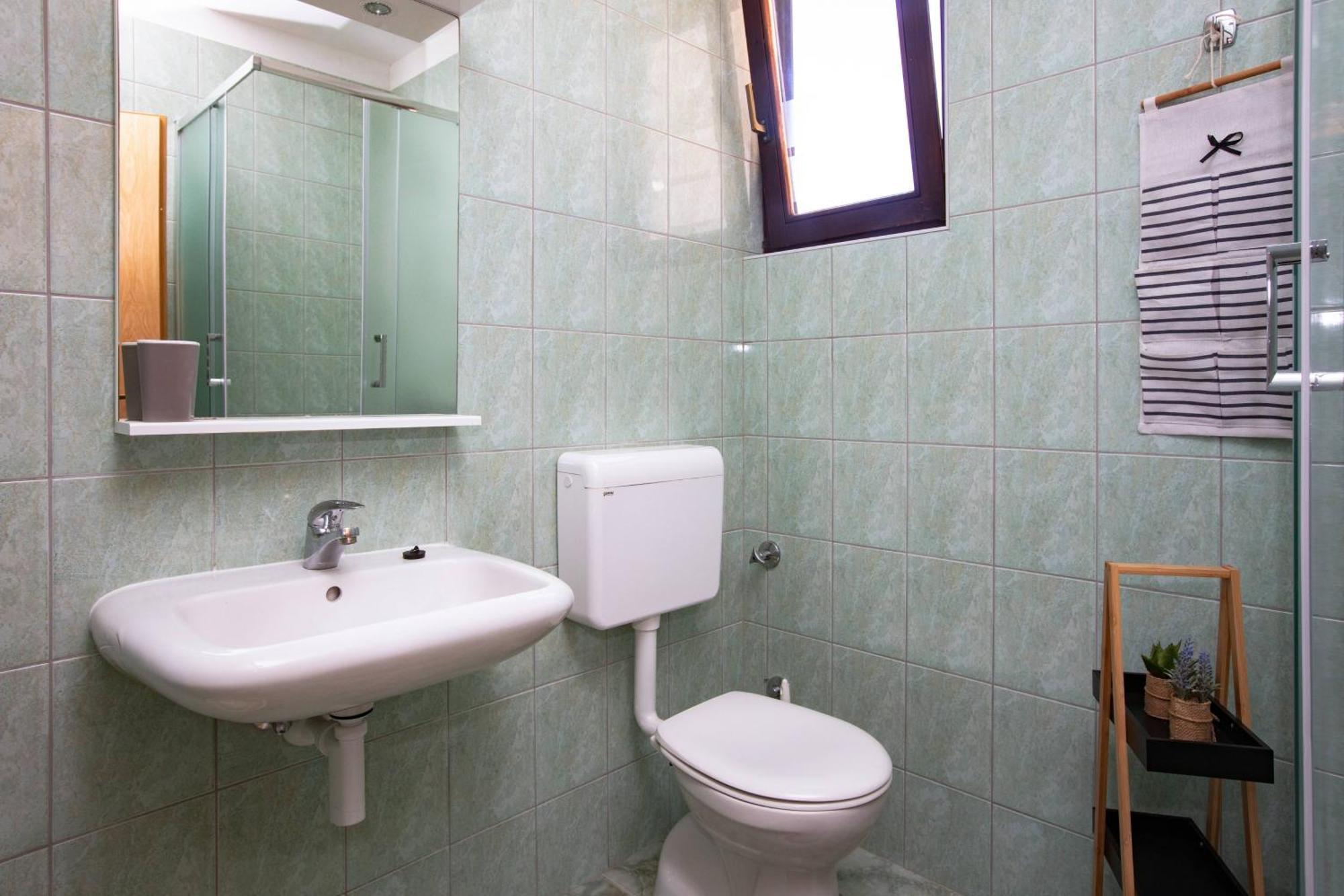 Apartments By The Sea Tisno, Murter - 812 Phòng bức ảnh