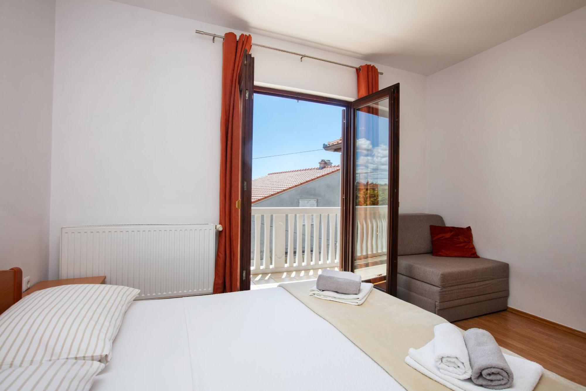 Apartments By The Sea Tisno, Murter - 812 Phòng bức ảnh